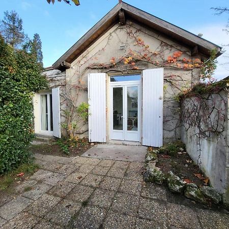 Appartement La Verrerie, Terrasse Et Jardinet Cognac Luaran gambar